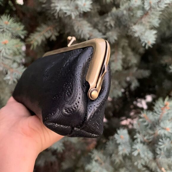 Genuine Leather Embossed Floral Lace, Real Bamboo Handle Bag & Small Clutch Set - Picture 14 of 16